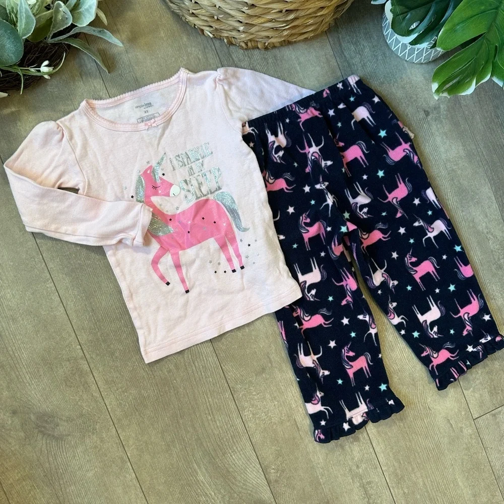 Carter’s Unicorn Theme Toddler Girl’s Pajamas Set “I Sparkle in my Sleep”